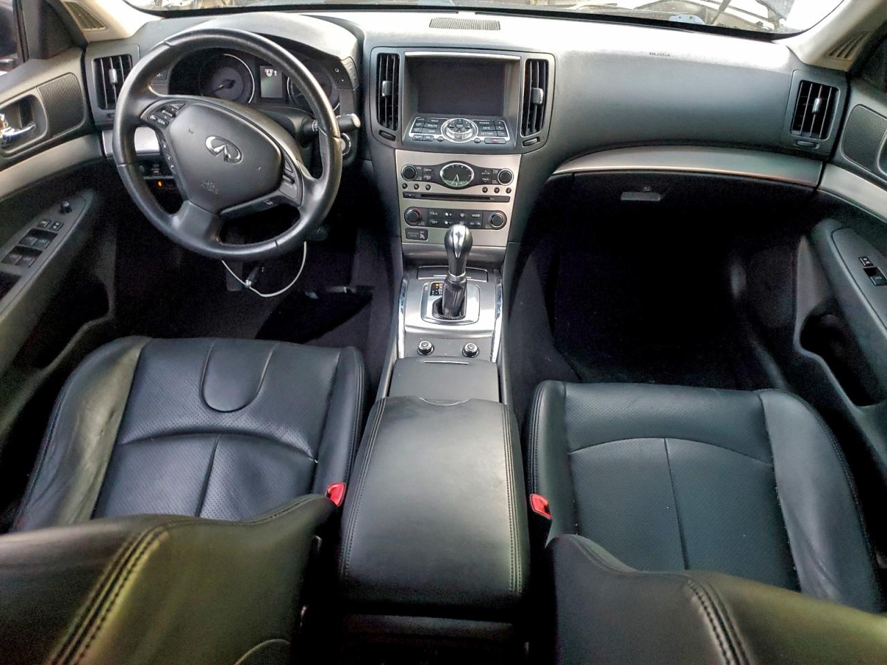 INFINITI Q40 Image 7