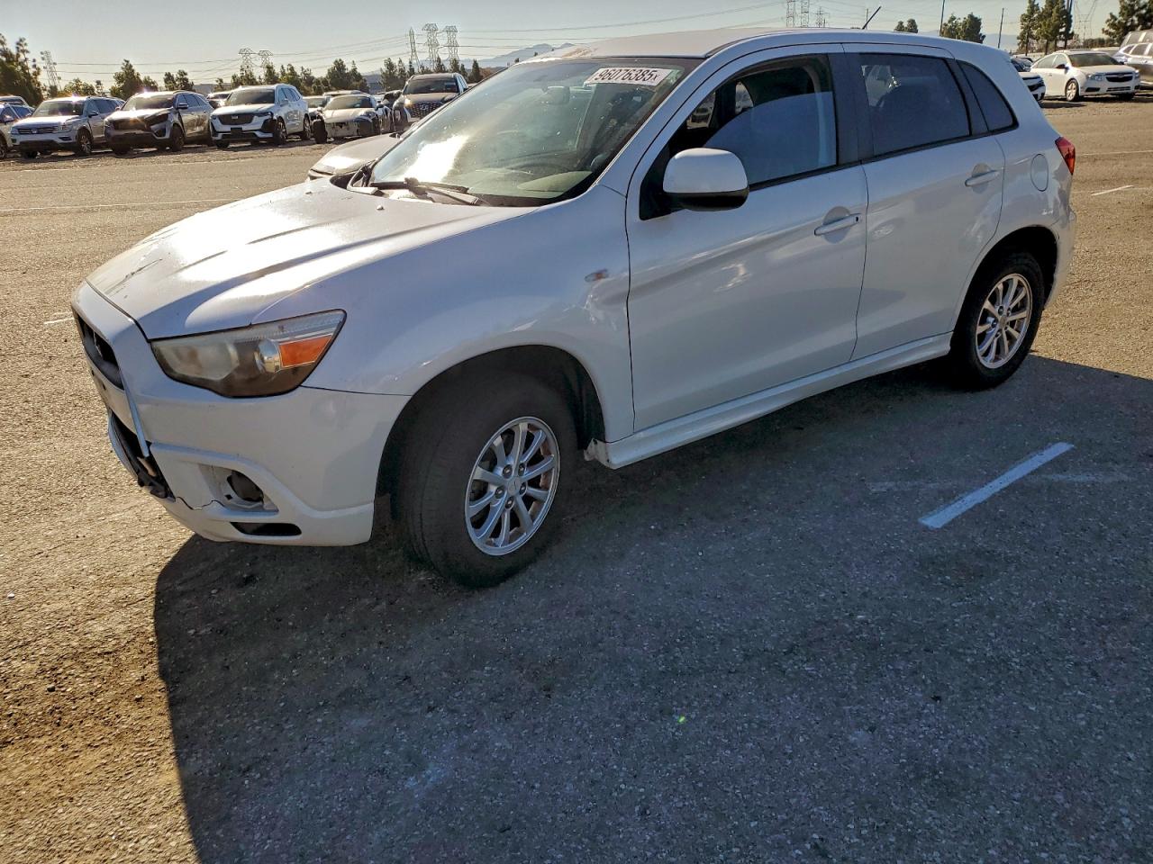 Mitsubishi Outlander Es Image 1