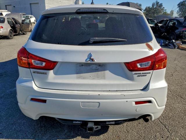 Mitsubishi Outlander Es Image 9