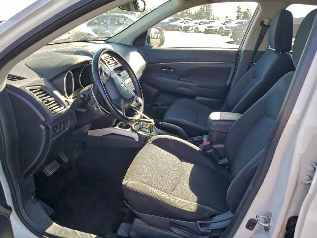 Mitsubishi Outlander Es Image 2