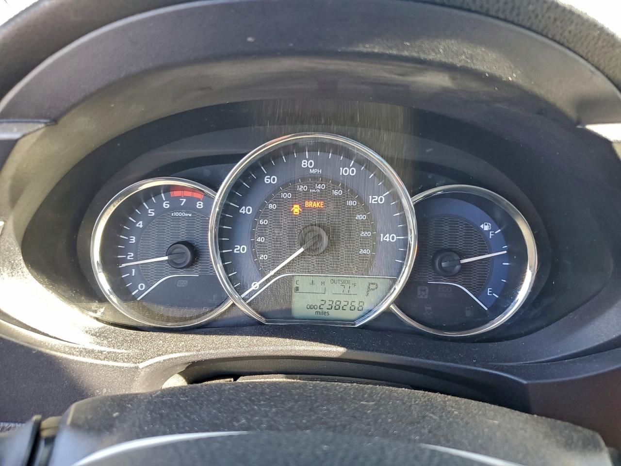 Toyota Corolla Eco Image 9