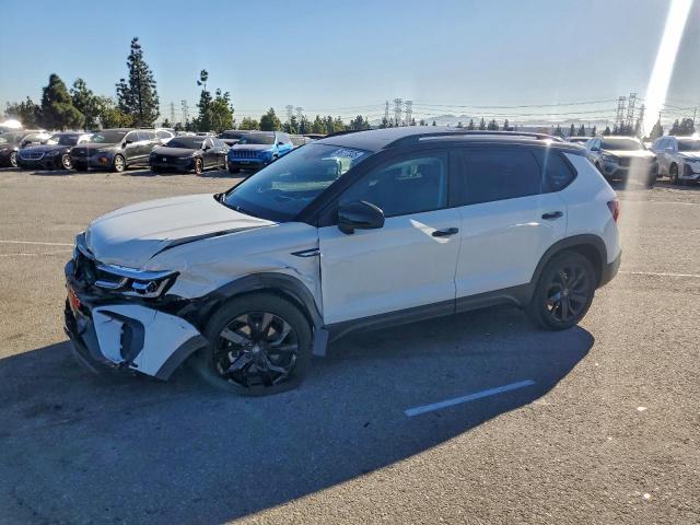  Salvage Volkswagen Taos