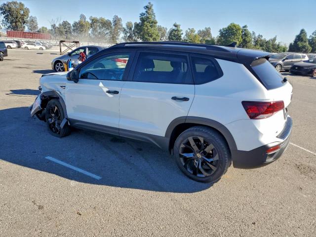 Volkswagen Taos Se Image 6