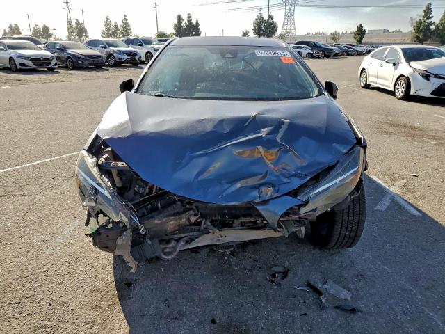 Toyota Corolla L Image 12