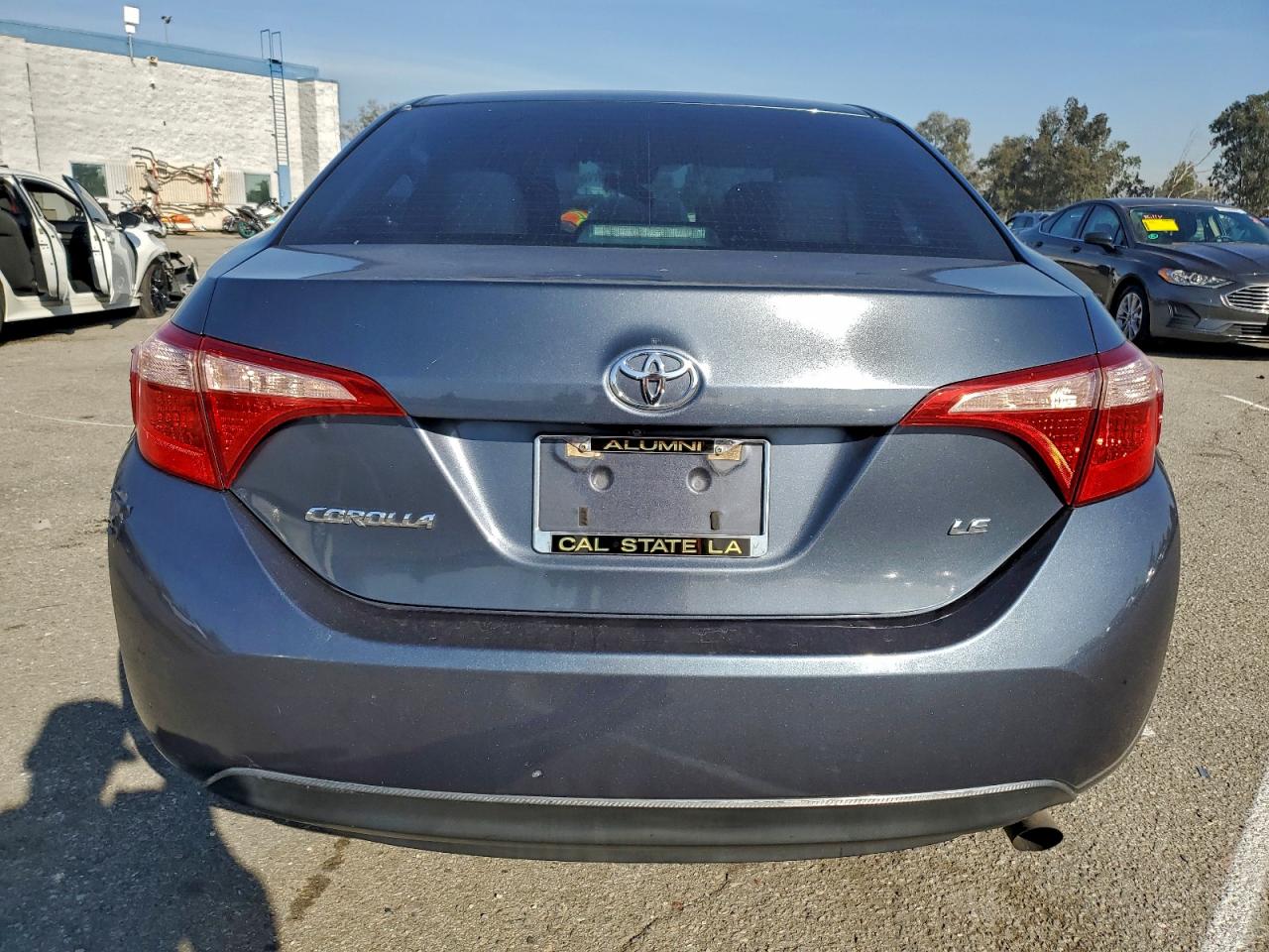 Toyota Corolla L Image 4