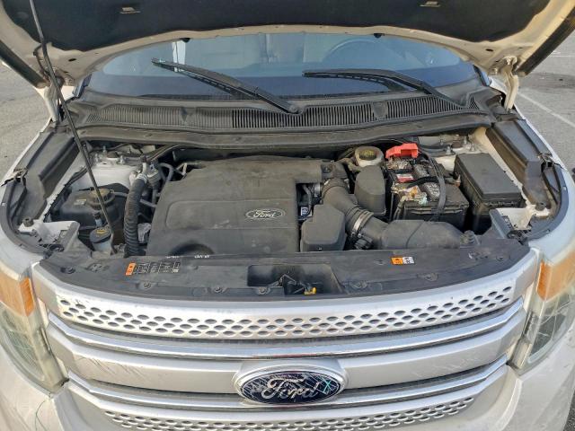 Ford Explorer Xlt Image 4