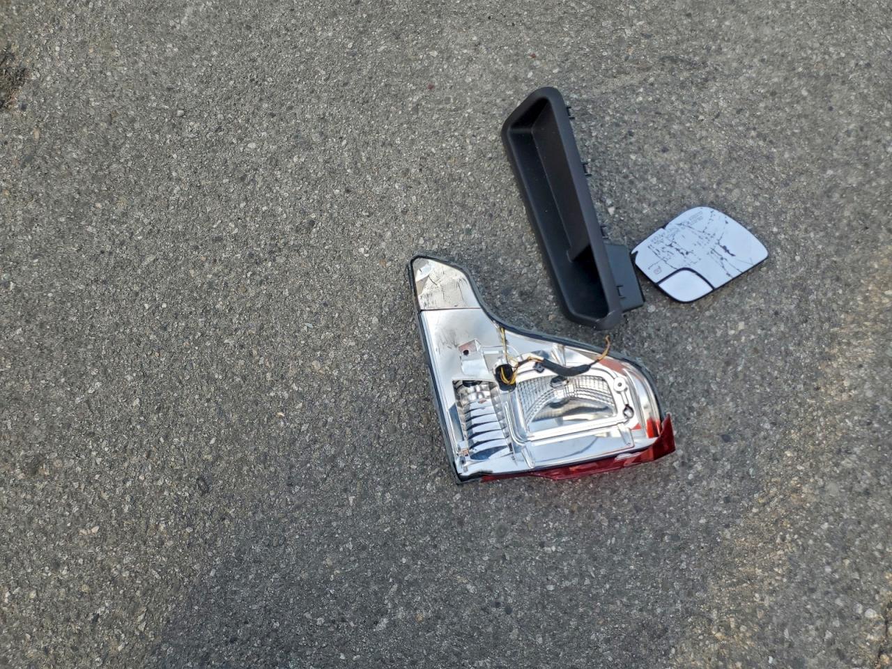 Ford Explorer Xlt Image 12