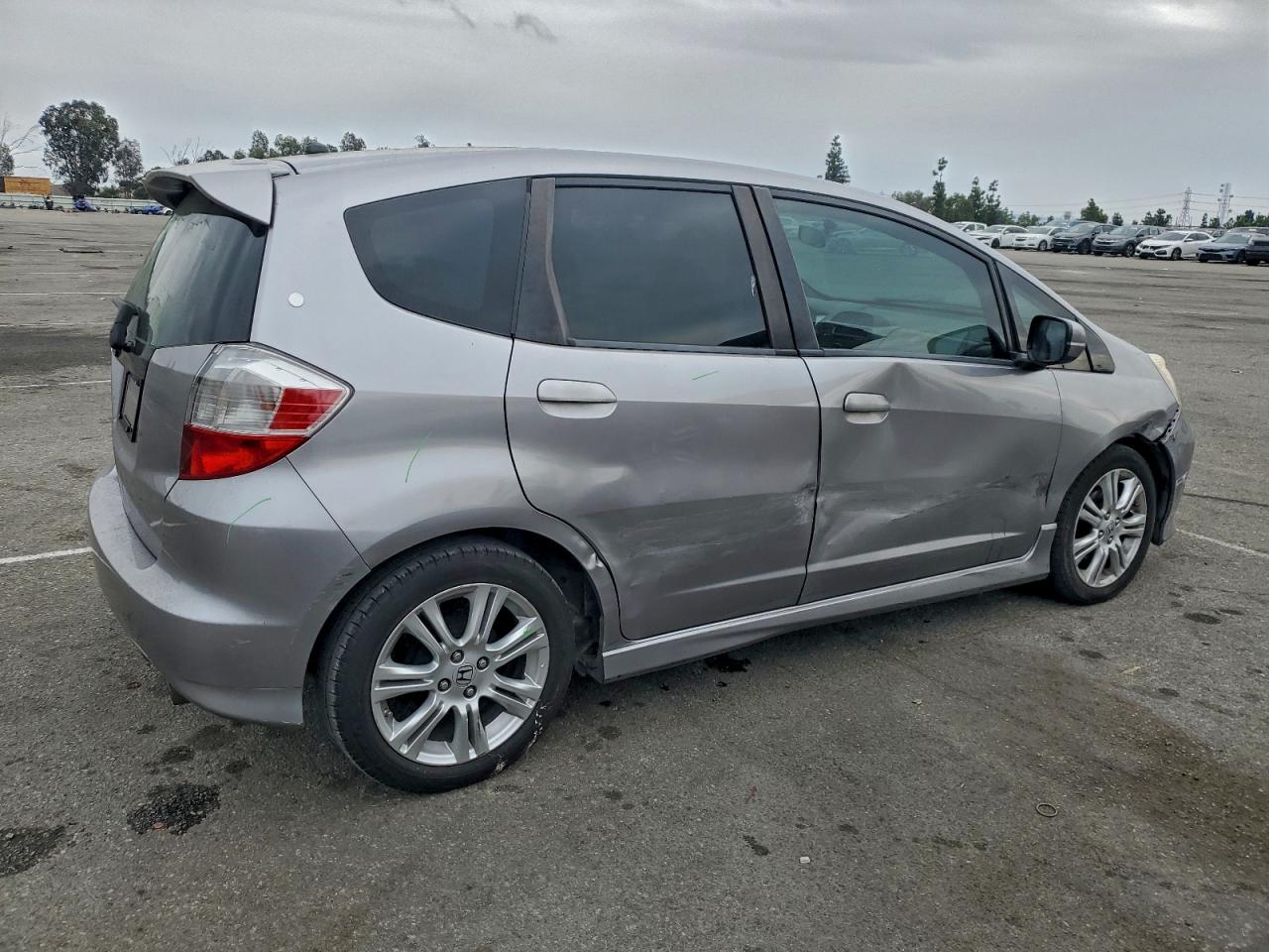 Honda Fit Sport Image 7