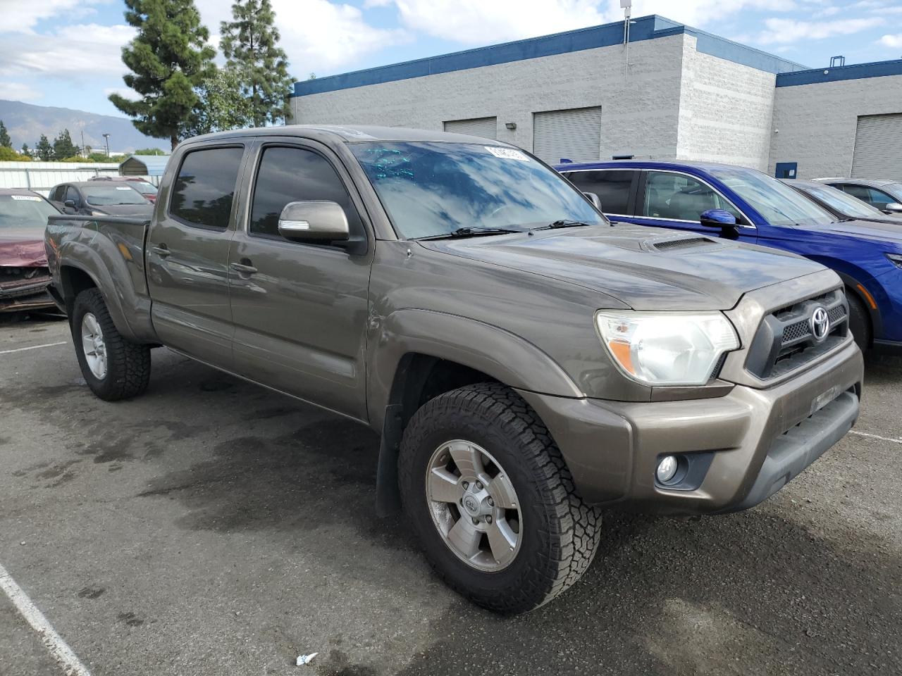 Toyota Tacoma Double Cab Long Bed Image 4