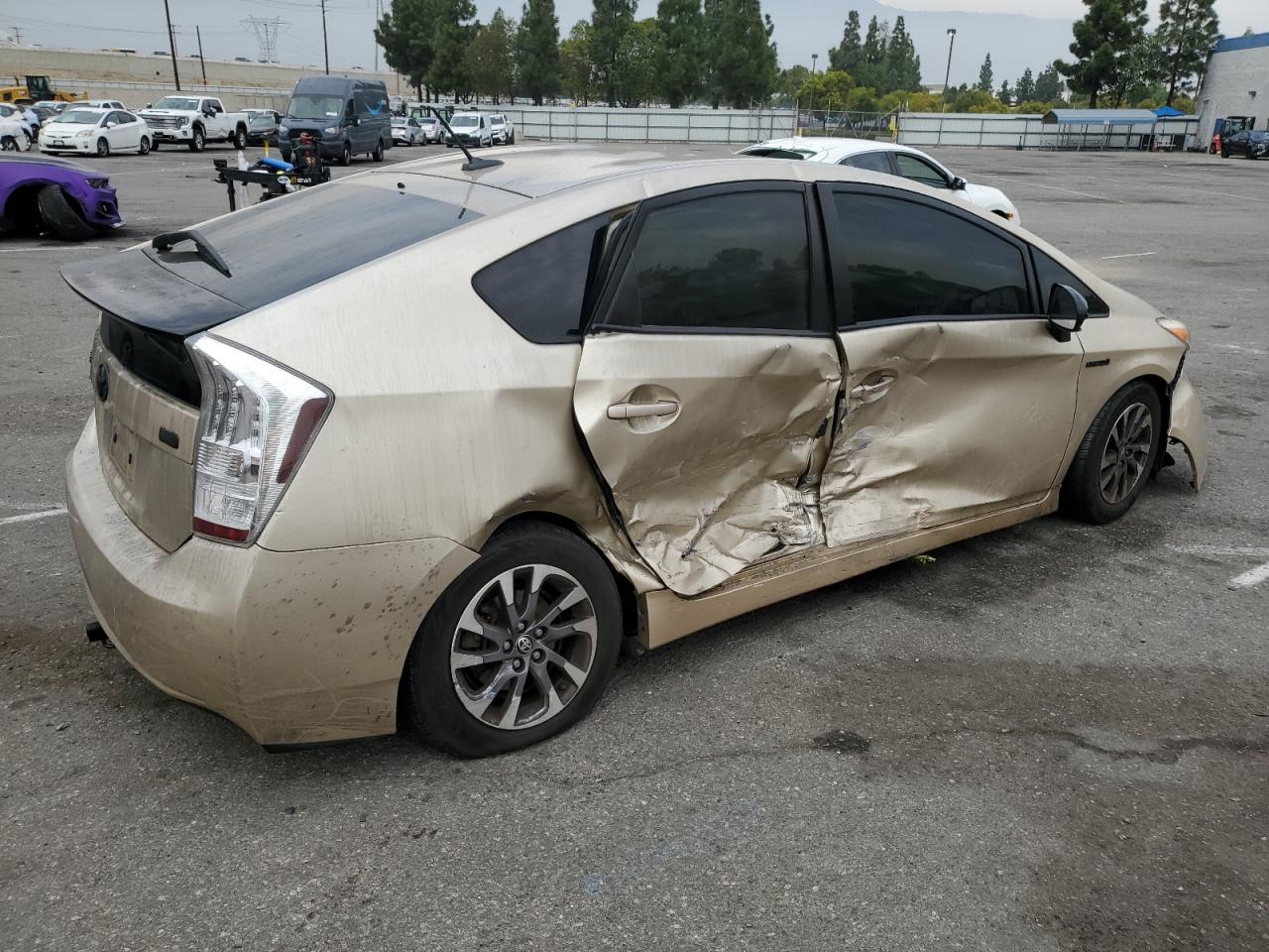 Toyota Prius Image 2