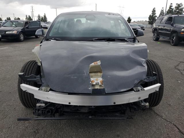 Tesla Model 3 Image 4