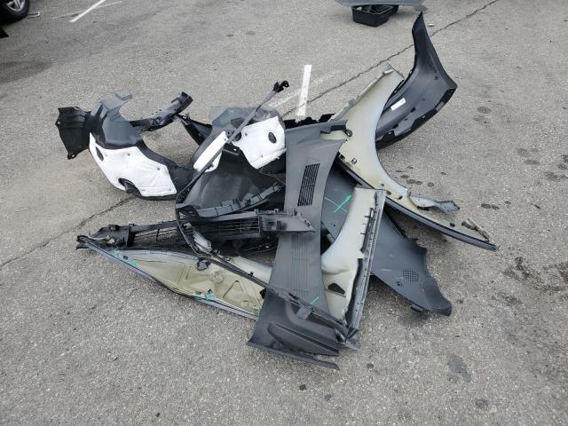 Tesla Model 3 Image 12