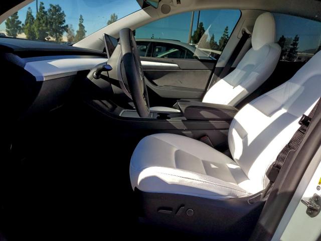 Tesla Model Y Image 7