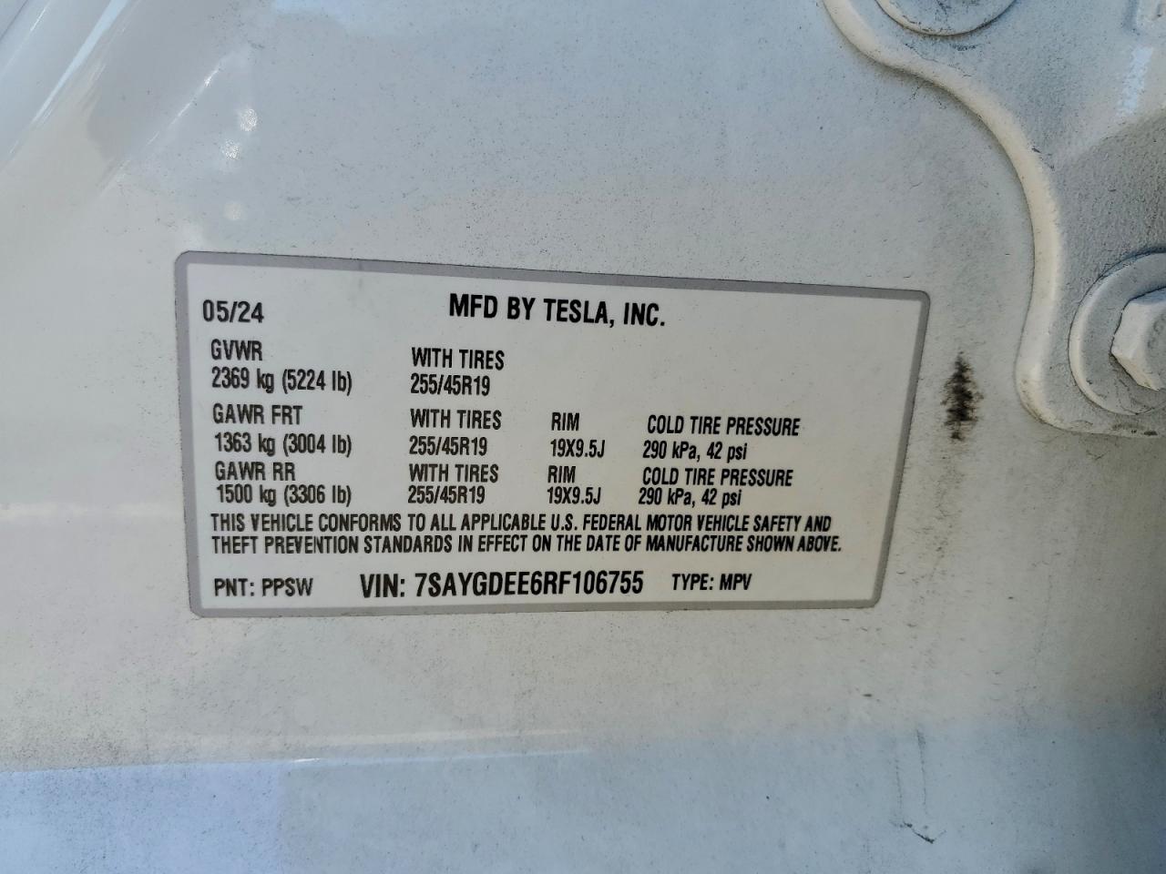 Tesla Model Y Image 8