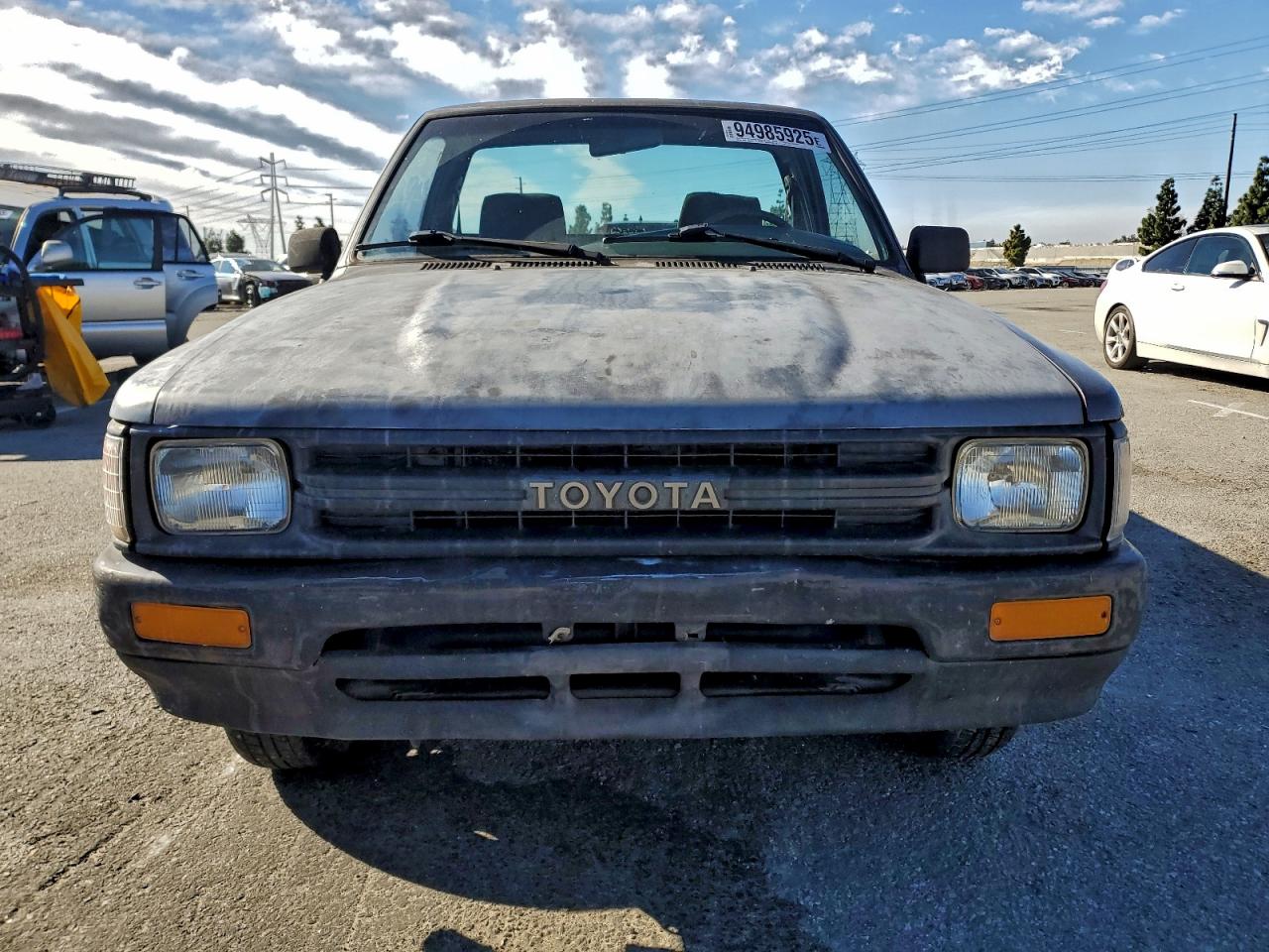 Toyota Pick Up 1/2 Ton Short Wheelbase Image 3