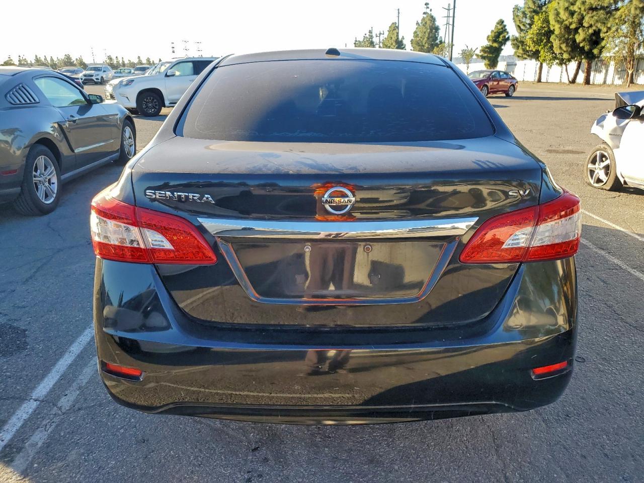 Nissan Sentra S Image 12