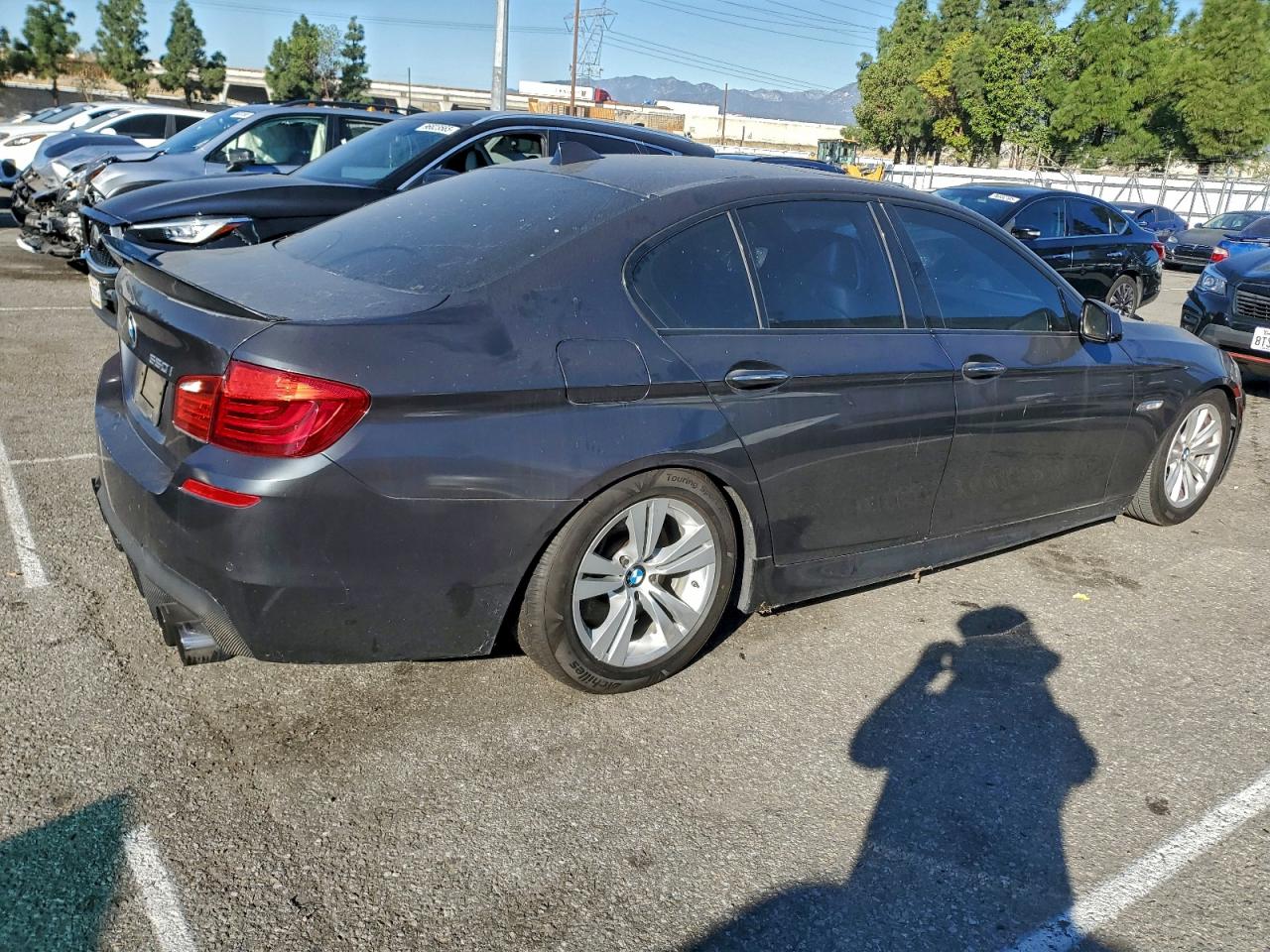 BMW 5 Series I Image 11