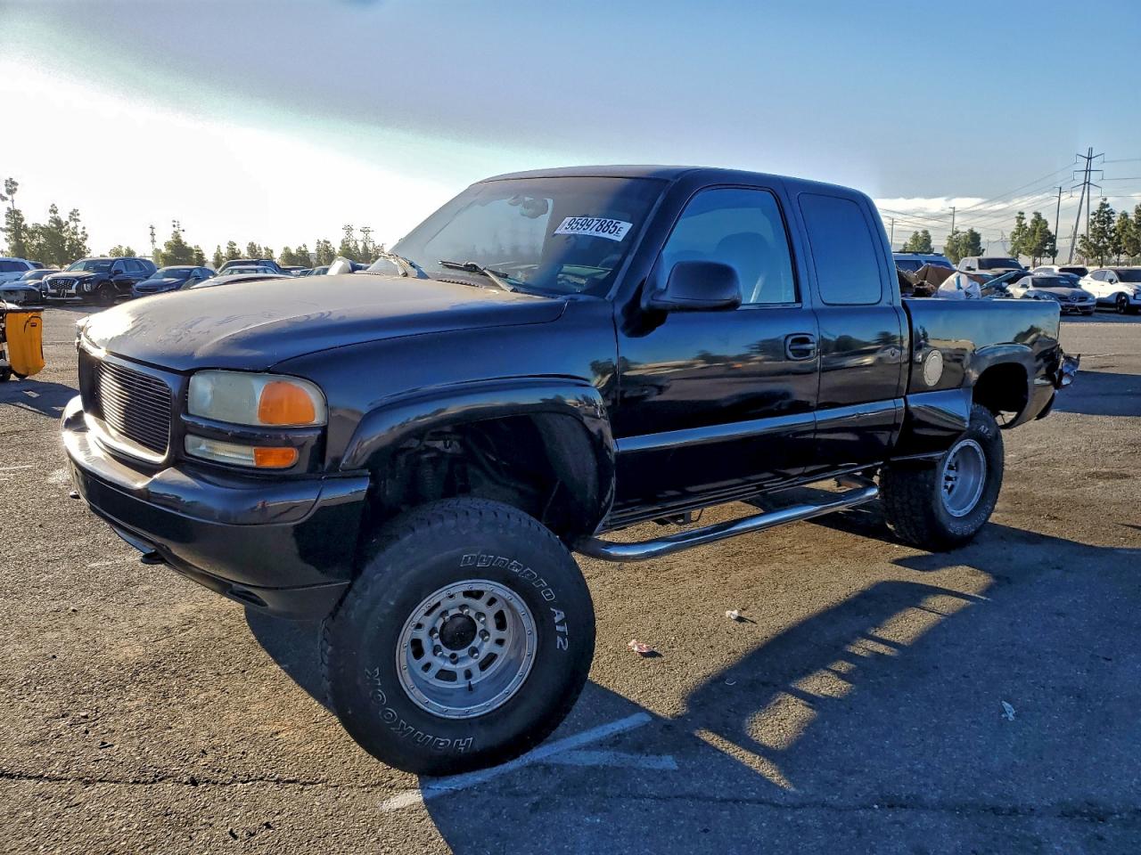 GMC Sierra K2500 Image 1
