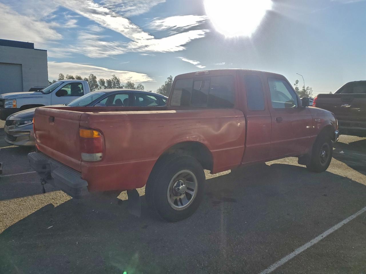 Ford Ranger Super Cab Image 2