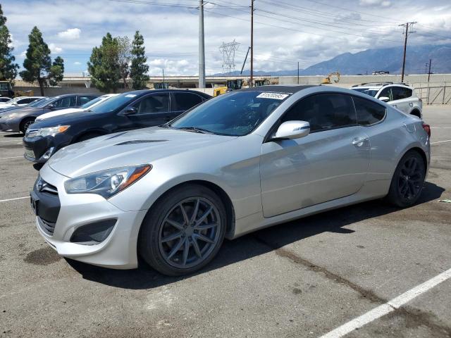  Salvage Hyundai Genesis