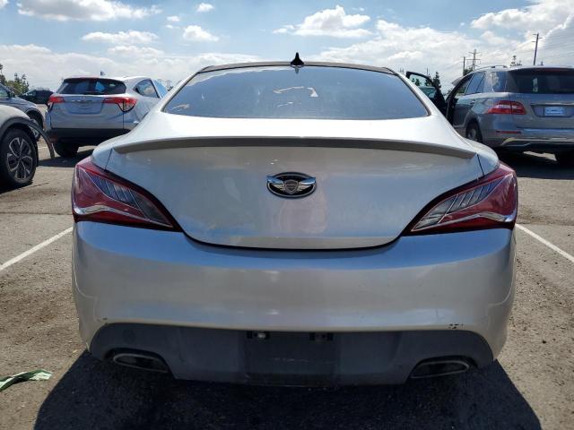 Hyundai Genesis 2.0t Image 11