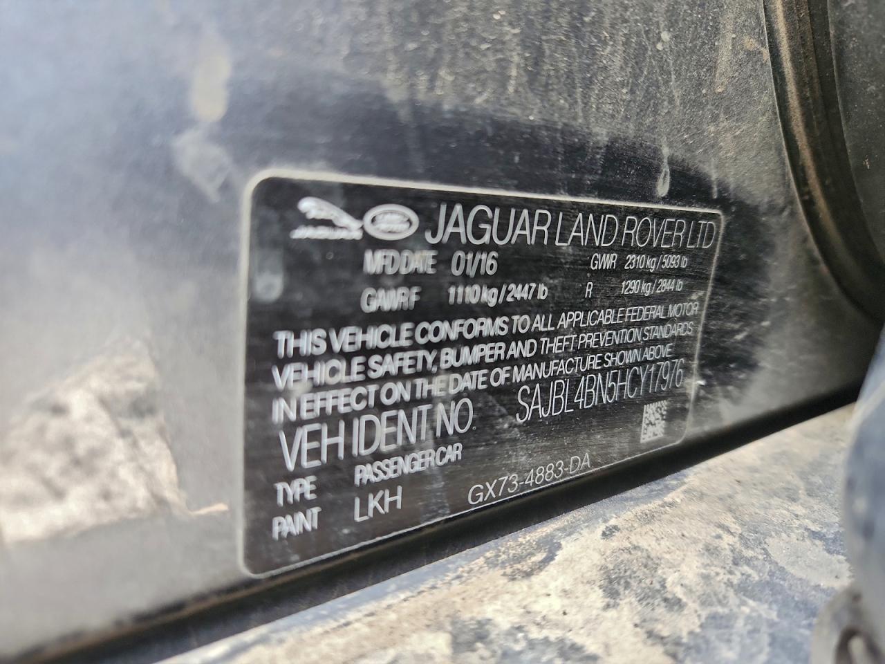 Jaguar XF R - Sport Image 7