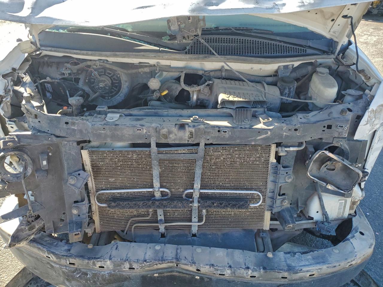 Chevrolet Express Image 12