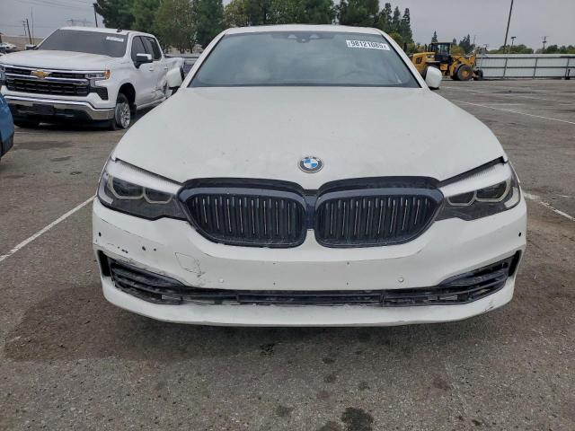 BMW 5 Series Image 5