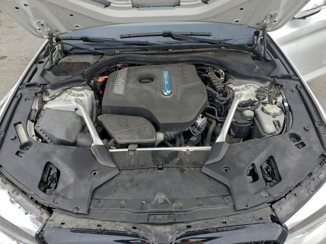 BMW 5 Series Image 12