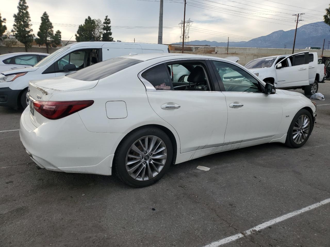 INFINITI Q50 Luxe Image 3