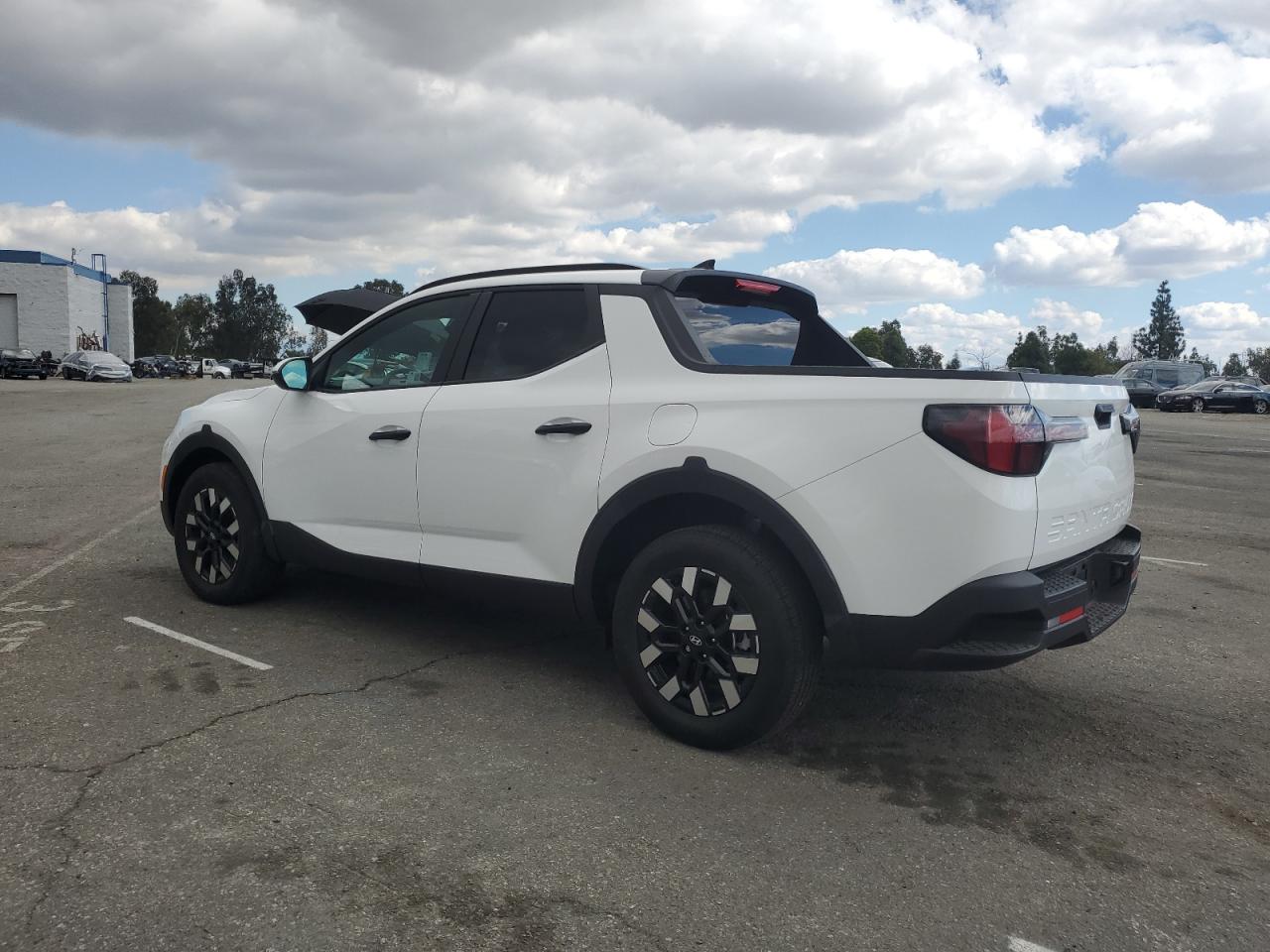 Hyundai SANTA CRUZ Sel Image 2