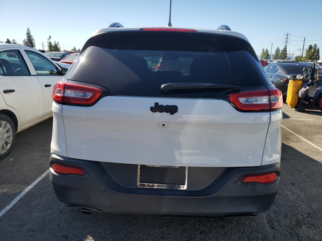 Jeep Grand Cherokee Latitude Image 10