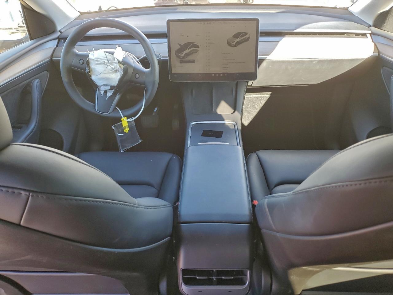 Tesla Model Y Image 5