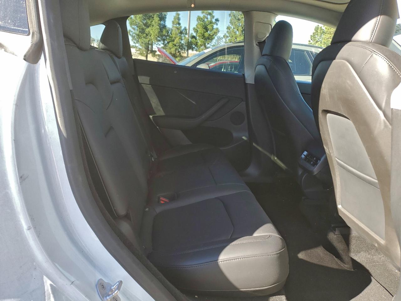 Tesla Model Y Image 9