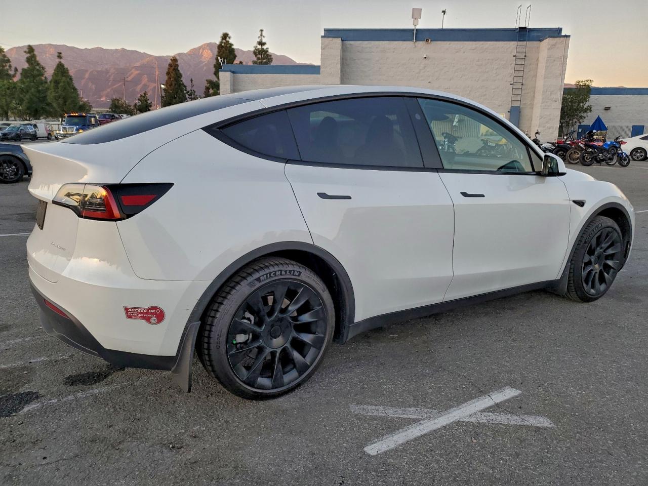 Tesla Model Y Image 6