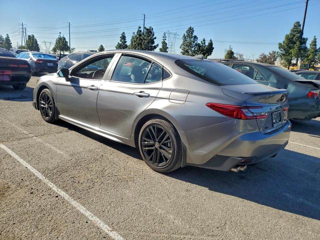 Toyota Camry Xse Image 3