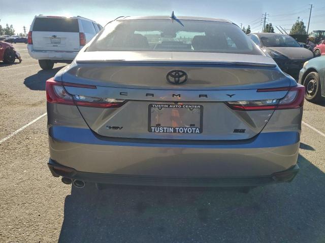 Toyota Camry Xse Image 8