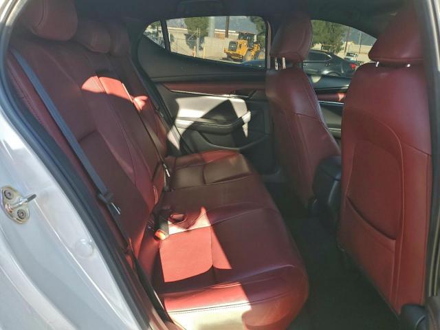 Mazda 3 Premium Image 6