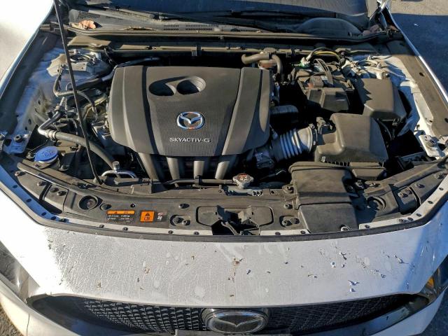 Mazda 3 Premium Image 8