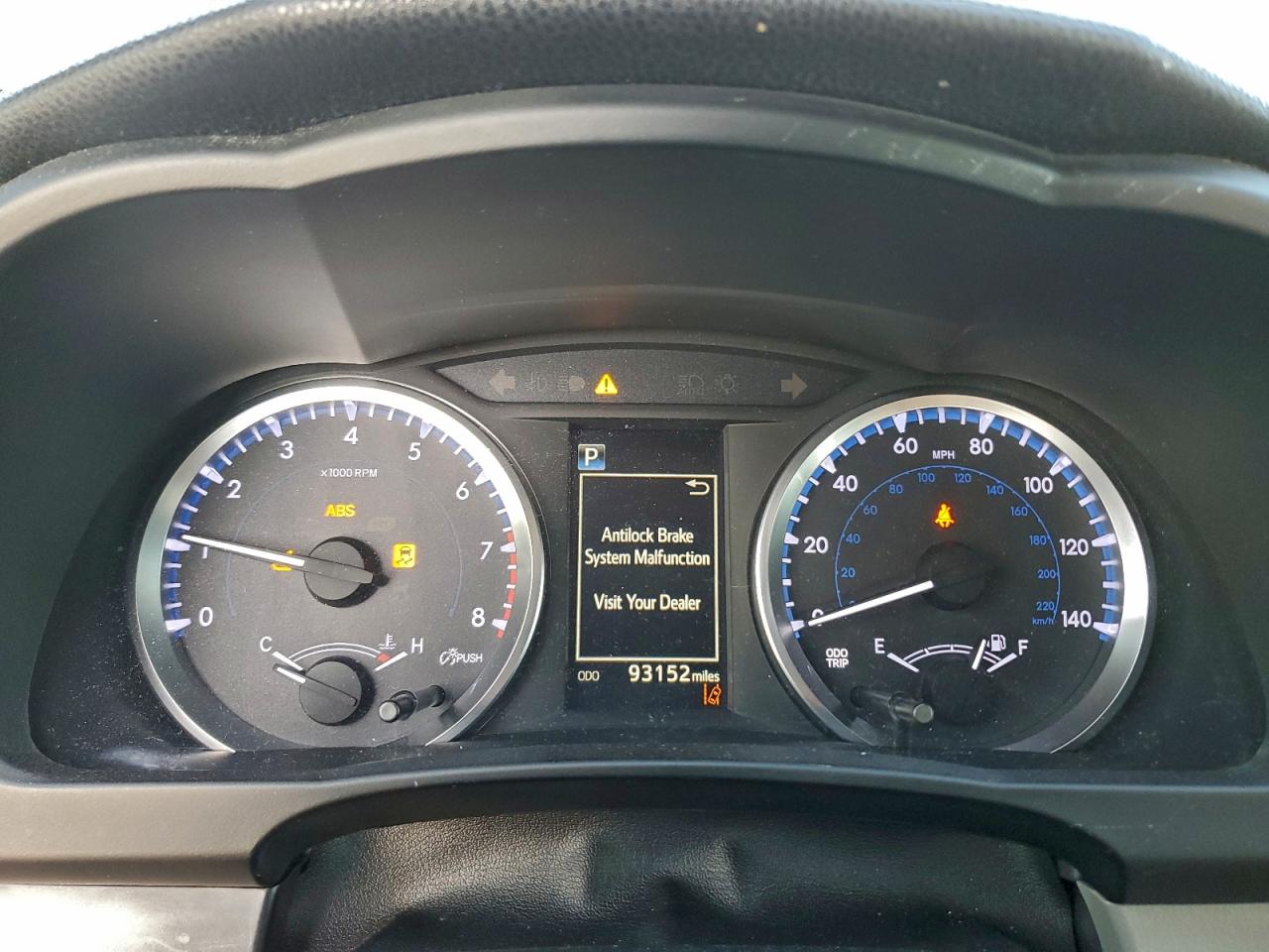 Toyota Highlander Le Image 3