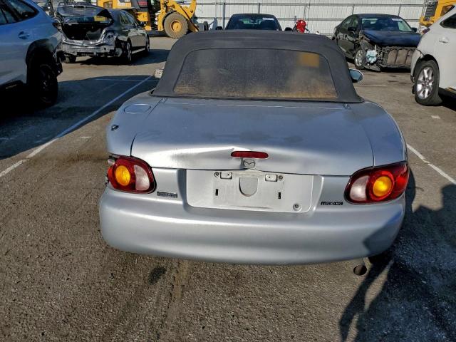 Mazda Mx5 Base Image 11