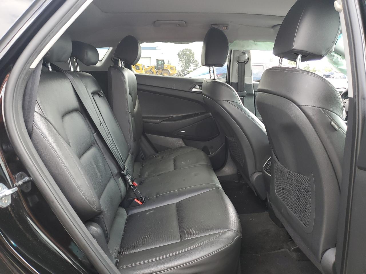 Hyundai TUCSON Limited Image 6