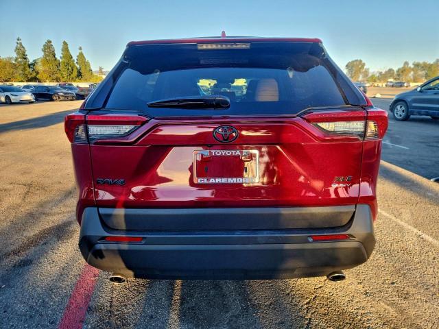 Toyota RAV4 Xle Image 2