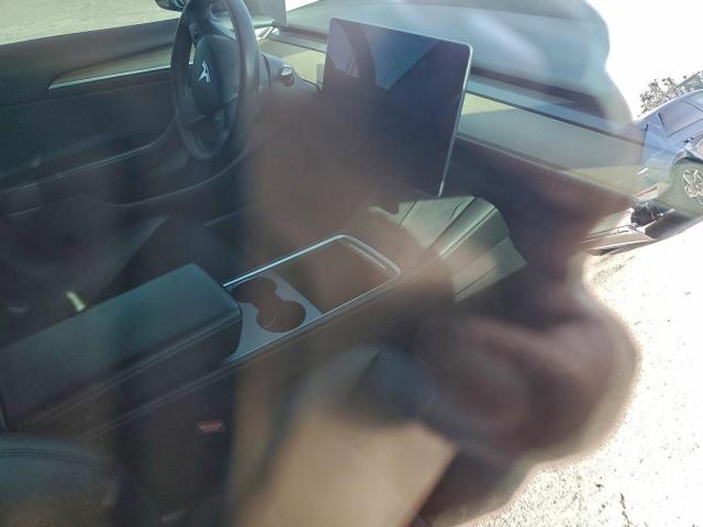 Tesla Model 3 Image 7