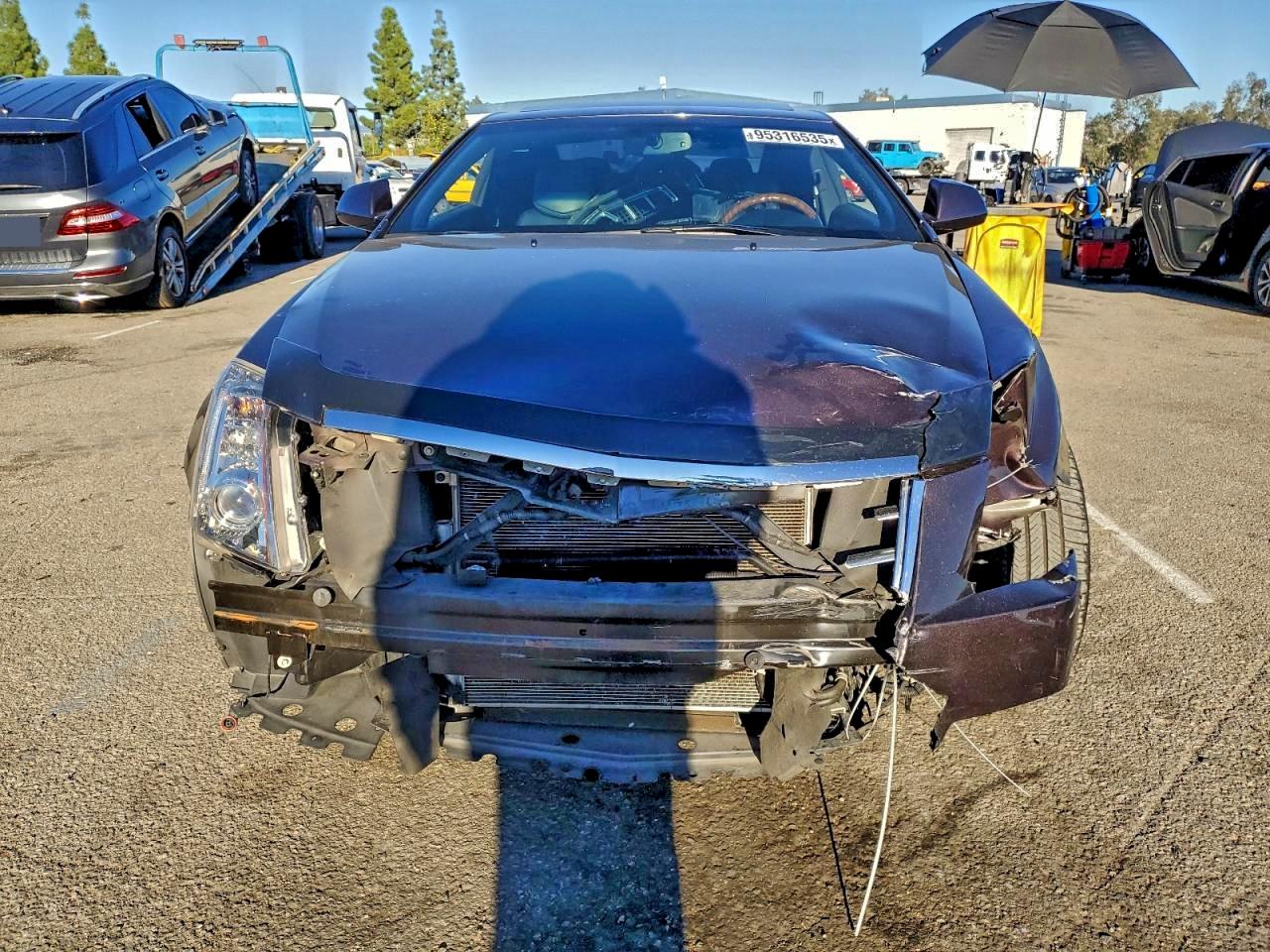 Cadillac CTS Premium Collection Image 4