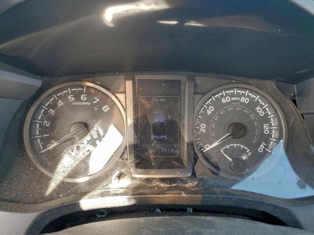 Toyota Tacoma Double Cab Image 11