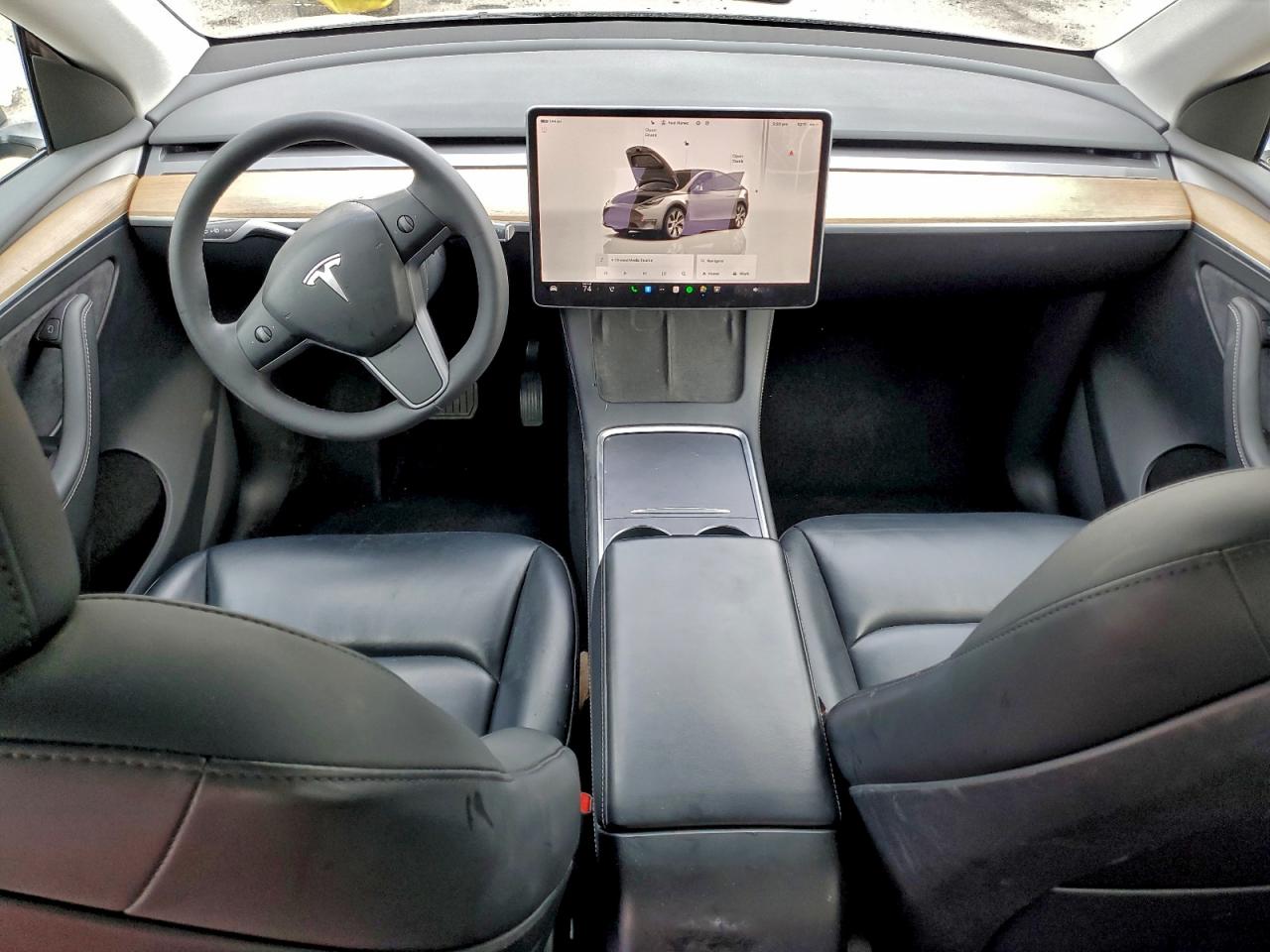 Tesla Model Y Image 9