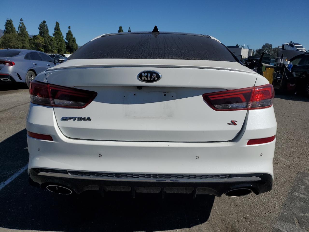 Kia Optima Lx Image 8