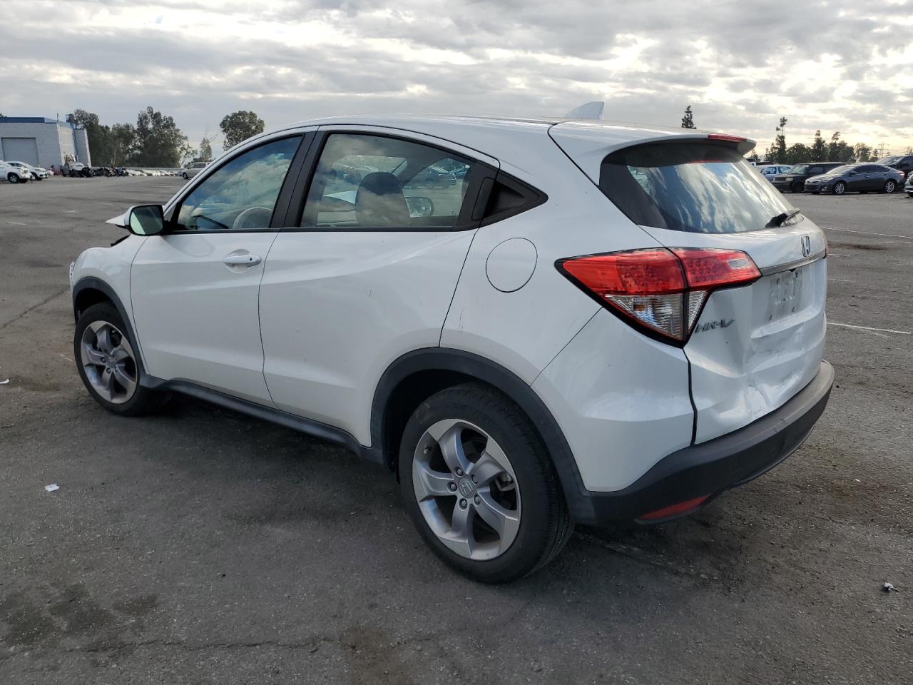 Honda HR-V Lx Image 2