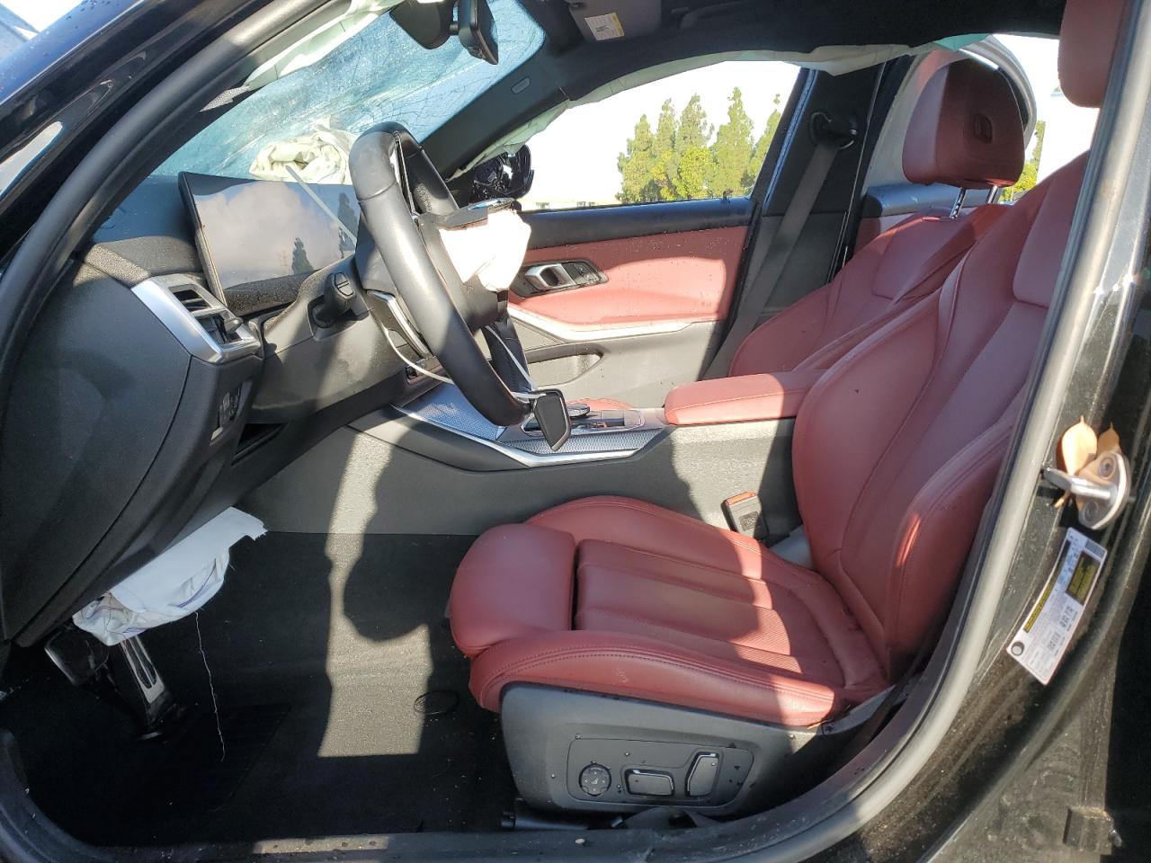 BMW 3 Series Image 8